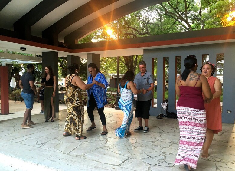 Picture 2 for Activity San Juan: Salsa Dance Workshop