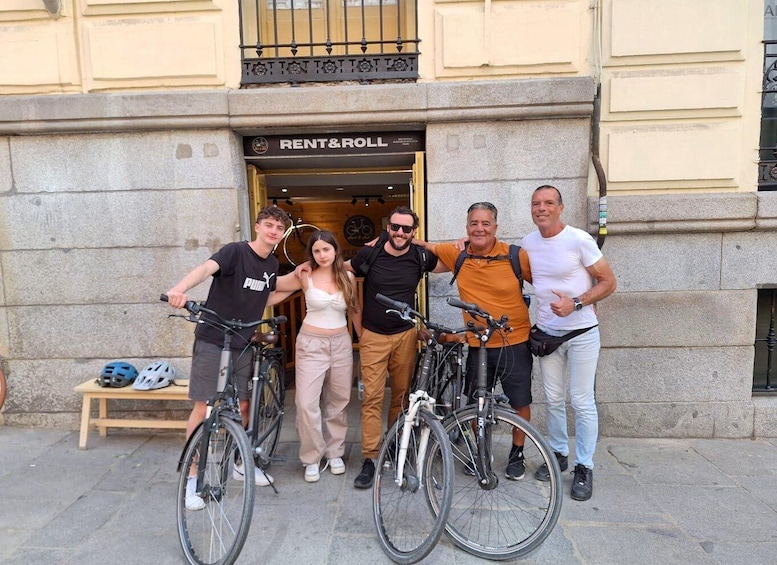 Picture 6 for Activity Best of Madrid: 3-Hour Guided Bike Tour in Small Groups