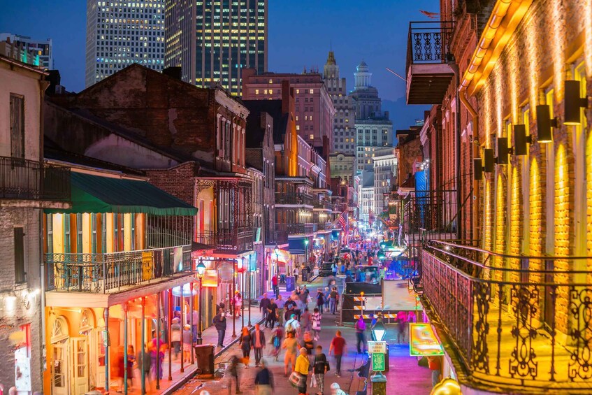 Picture 4 for Activity New Orleans: Haunted Pub Crawl