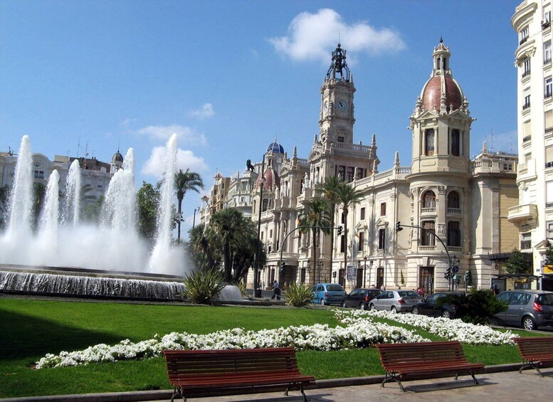 Picture 7 for Activity Valencia: Group Walking Tour