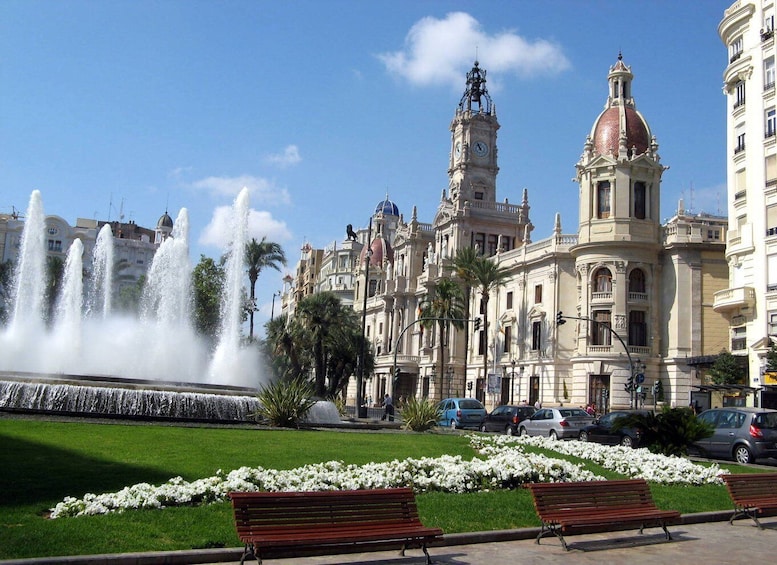 Picture 7 for Activity Valencia: Group Walking Tour