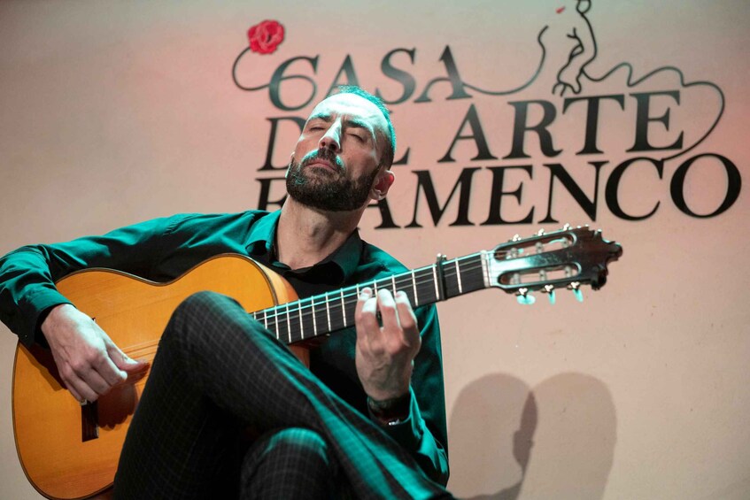 Picture 4 for Activity Granada: 1-Hour Traditional Flamenco Show