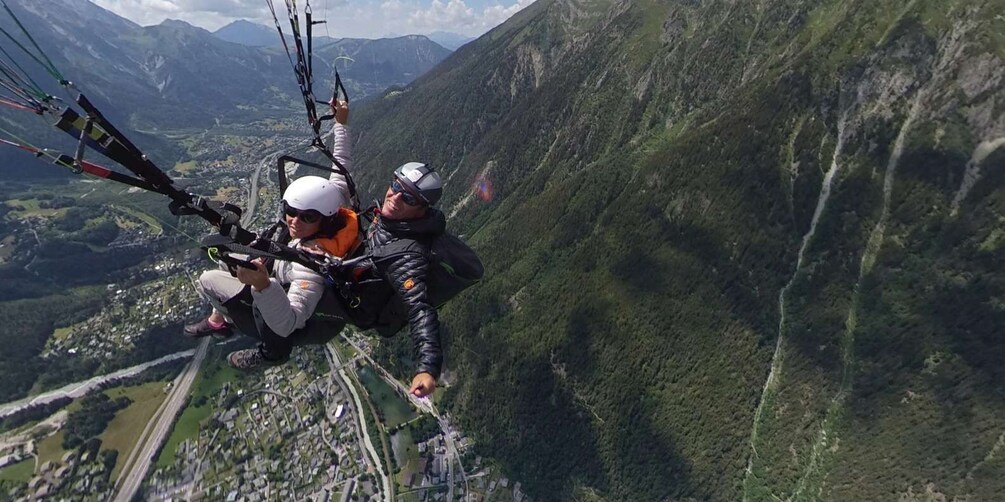 Picture 6 for Activity Chamonix: Tandem Paragliding Flight with Mont-Blanc Views