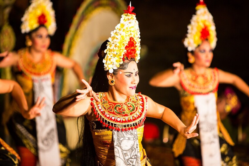 Legong Dance Show Tickets at Ubud Palace Bali