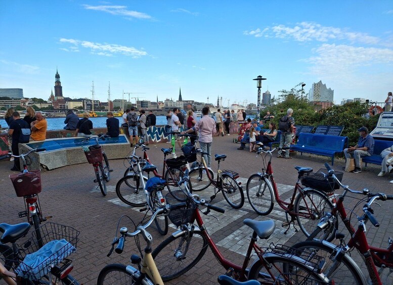 Picture 16 for Activity Hamburg: Bike Tour of the Speicherstadt & Old Harbor