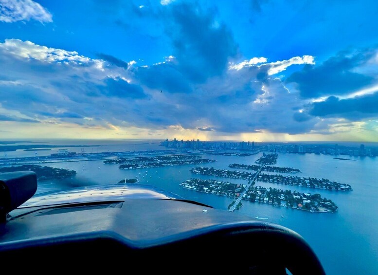 Picture 14 for Activity Miami: South Beach Private 35-Minute Guided Flight Tour