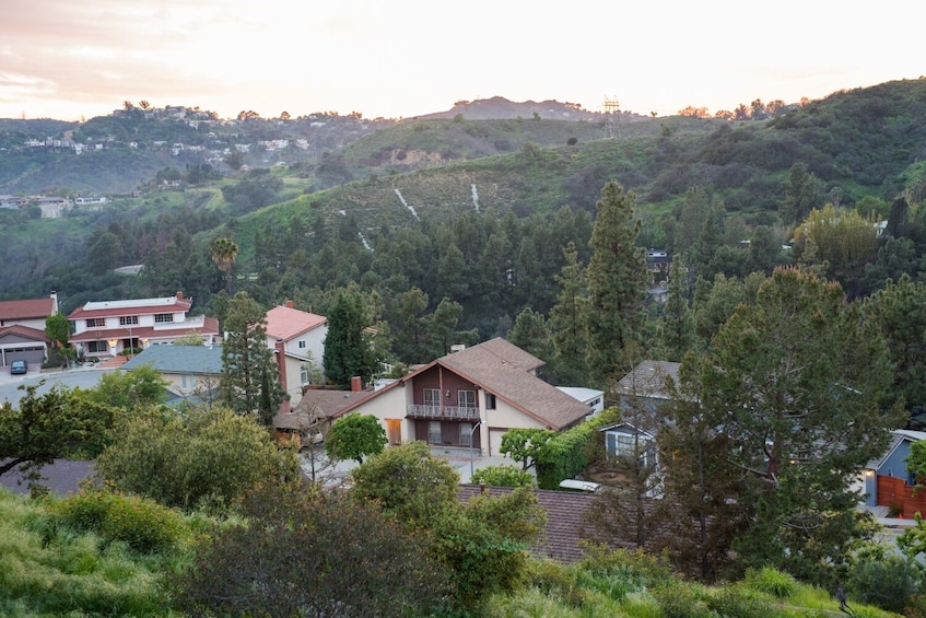 Hollywood Celebrity & Star Homes: Self-Guided Driving Audio Tour