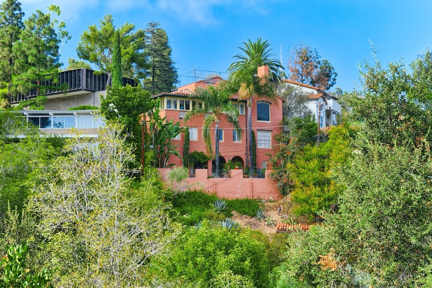Hollywood Celebrity & Star Homes: Self-Guided Driving Audio Tour