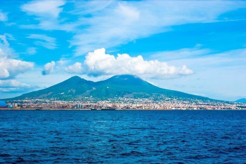 Pompeii, Herculaneum and Vesuvius in a group