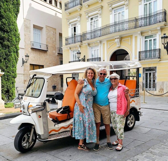 Picture 1 for Activity Valencia: Tuk Tuk Historical Tour