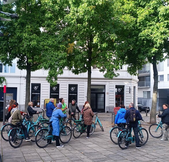 Picture 3 for Activity Antwerp Bike Tours: The coolest tour in Antwerp