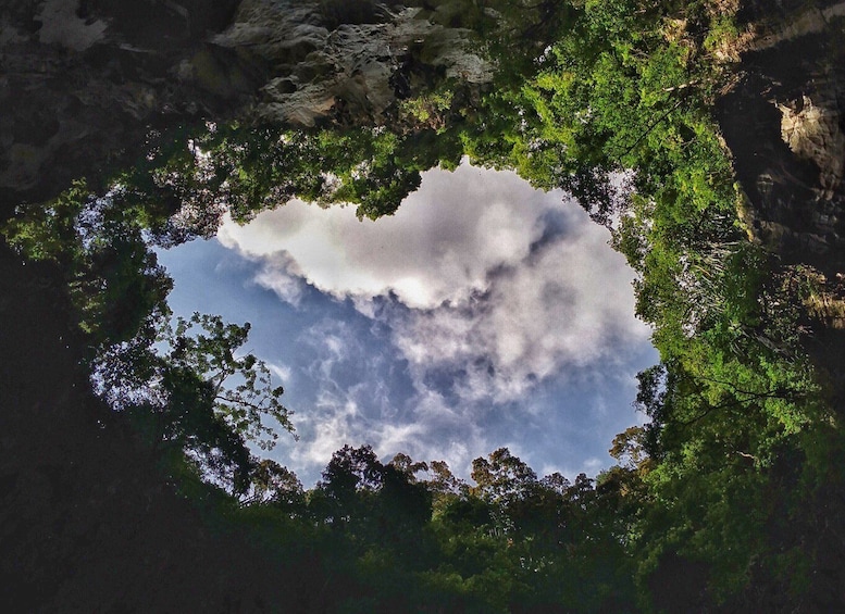Picture 32 for Activity Kuala Lumpur: Genting Highlands & Batu Caves Day Trip
