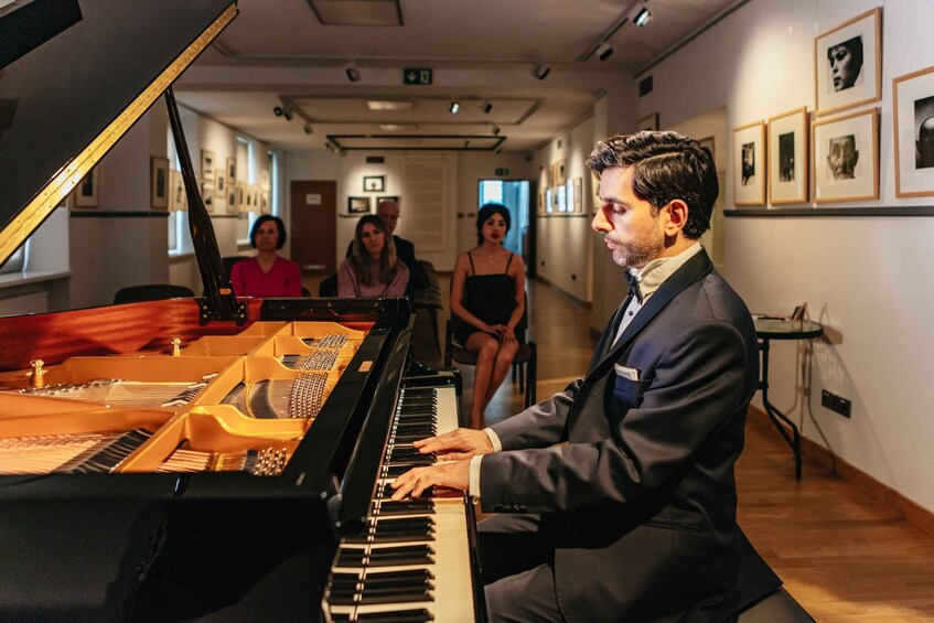 Picture 8 for Activity Warsaw: Live Chopin Piano Concert