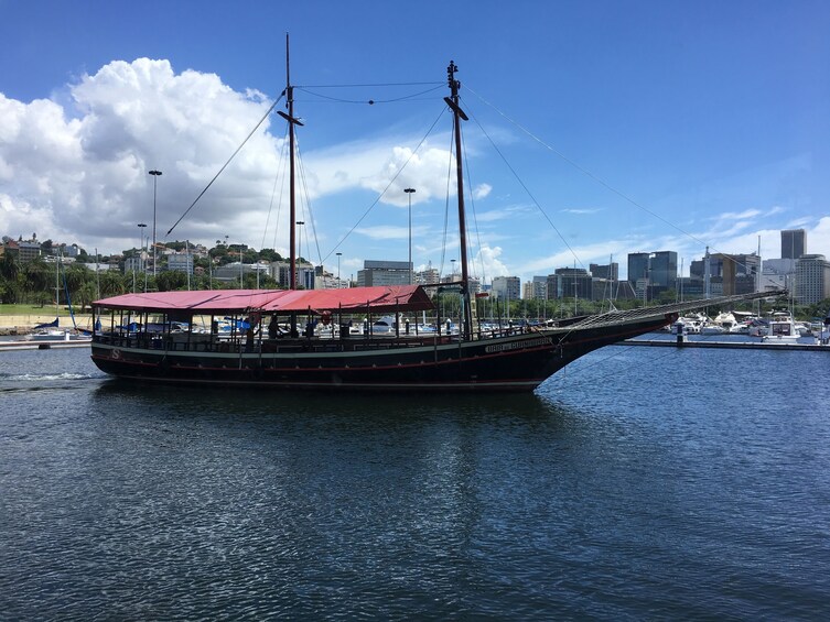 Full-Day Tour with Guanabara Bay Cruise, Christ the Redeemer & Sugarloaf