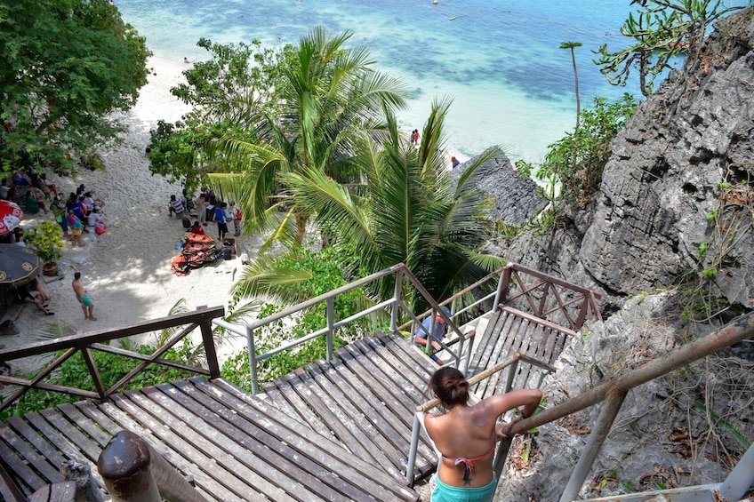 Samui Island Tour to Angthong Marine Park by Big Boat with Kayaking & Lunch