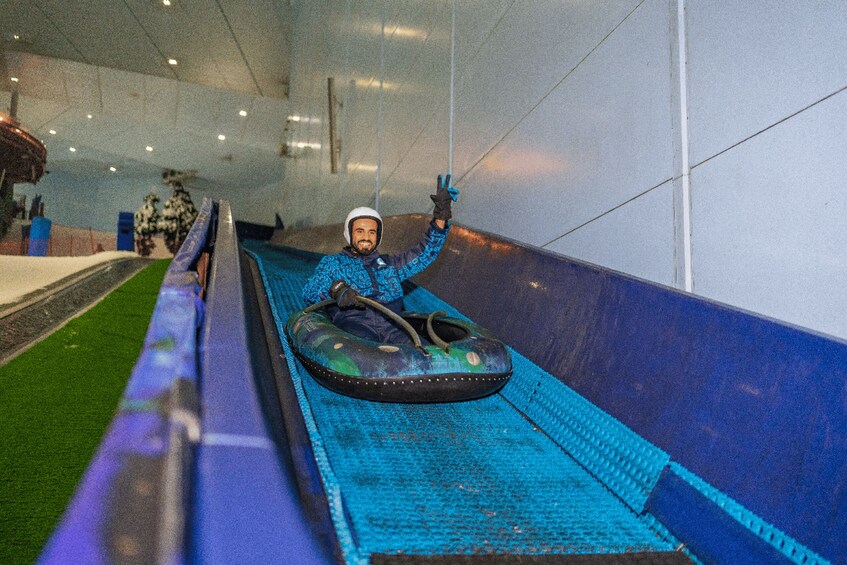 Picture 2 for Activity Dubai: Ski Dubai Snow Park Classic Pass