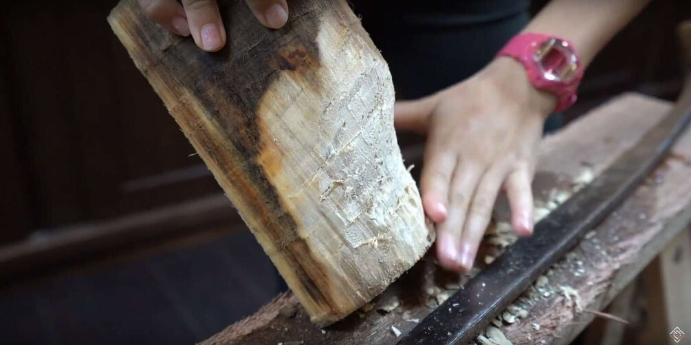 Picture 3 for Activity Volendam: 2-Hour Clogmaking Workshop and Cheese Tour