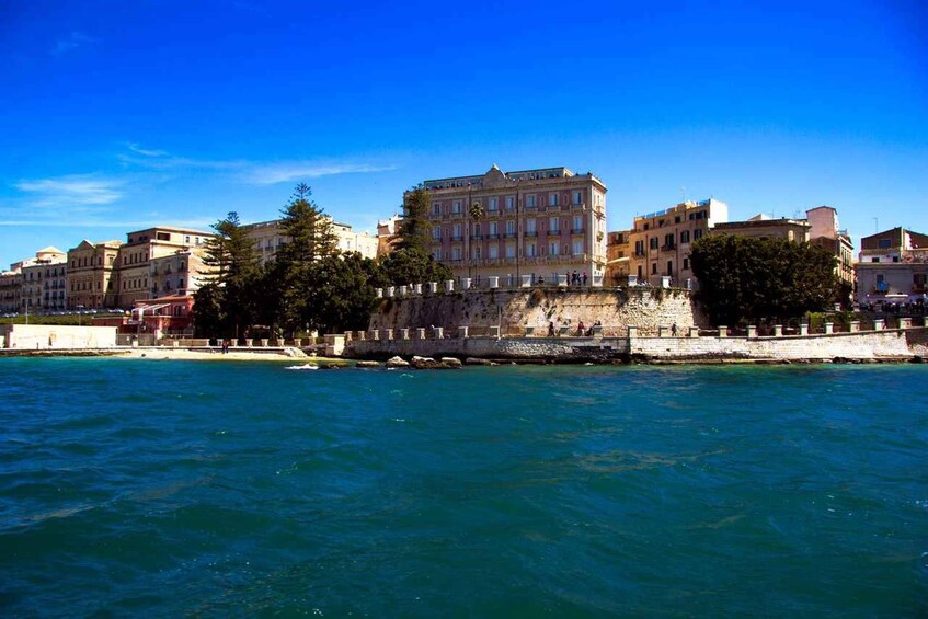 Picture 2 for Activity Siracusa: Ortygia Island Boat Tour with Grotto Visit
