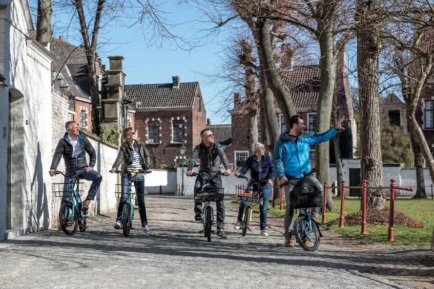 Picture 4 for Activity Ghent: City Highlights and Hidden Gems Guided Bike Tour