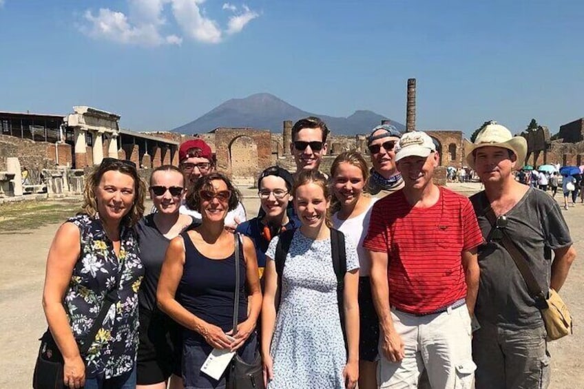 Private Guided Custom Tour in Naples 