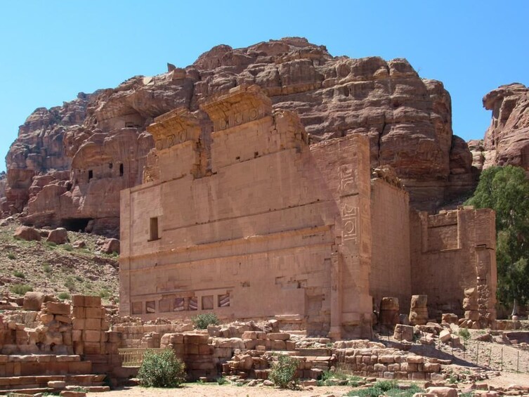 Petra & Wadi Rum 2-Day Tour from Tel Aviv (By Flights)