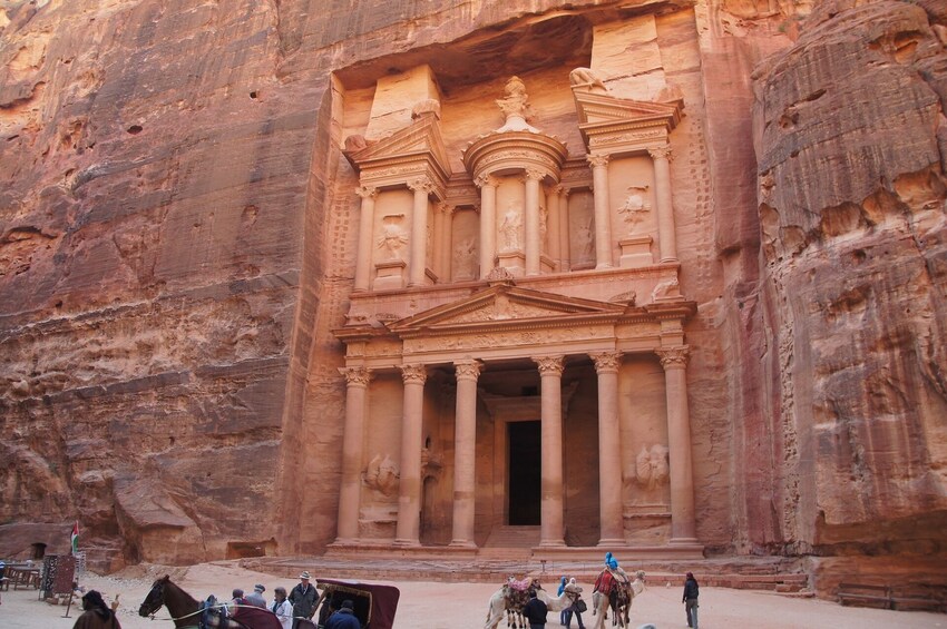  Petra 2-Day Tour from Tel Aviv (By Flight)