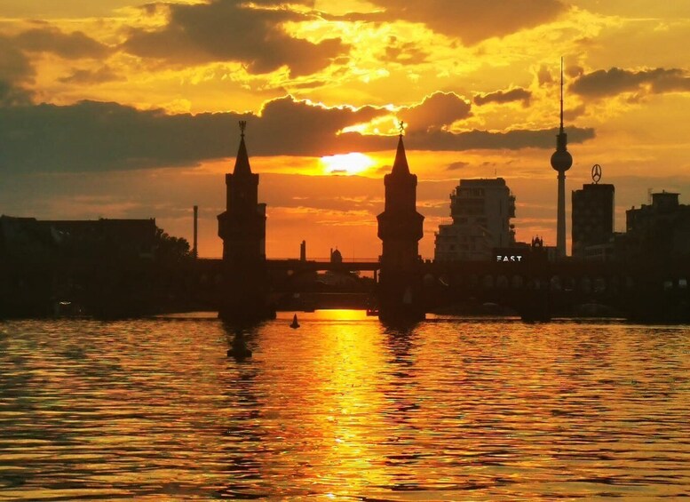 Picture 1 for Activity Berlin: Solarpowered Sunset Catamaran Cruise / Audio Guide