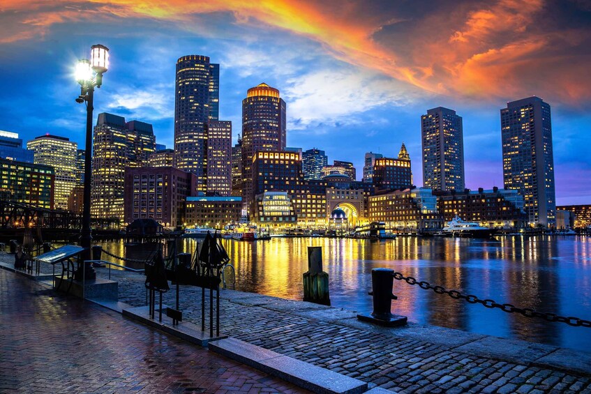 Picture 2 for Activity Boston: Haunted Pub Crawl of Historic Pubs and Taverns