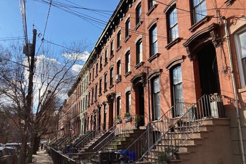Private Walking Tour of Hoboken, Only Half a Mile from Manhattan!