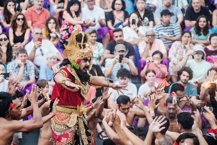 Skip The Line Tour: Uluwatu Temple and Kecak Fire Dance – Half Day