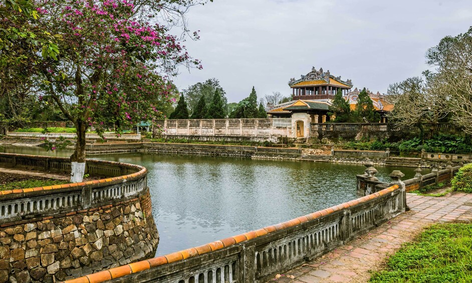 Hue Imperial City & Hai Van Pass Tour – Full Day