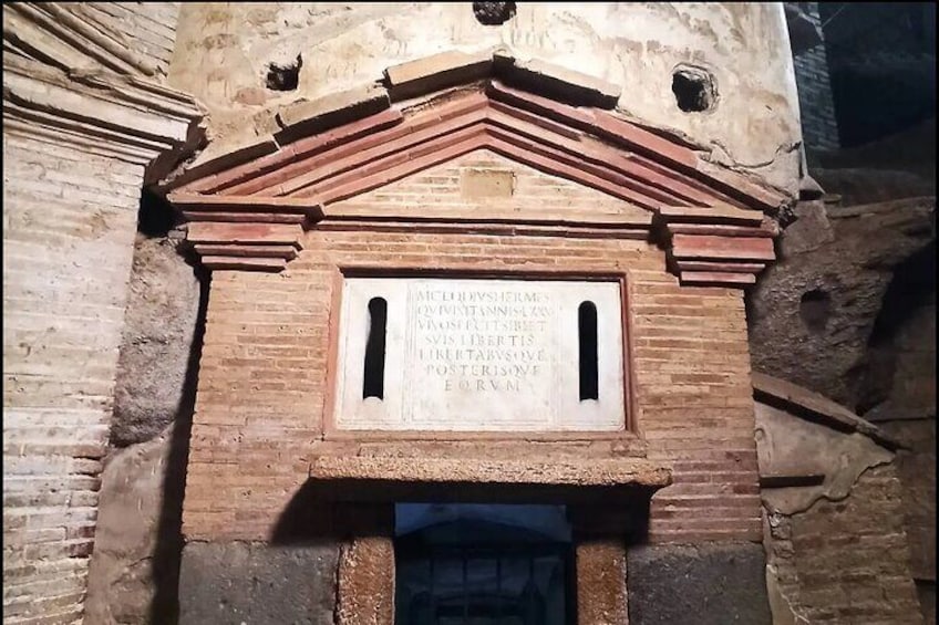 Golf Cart Driving Tour in Rome: 2.5 hrs Catacombs & Appian Way