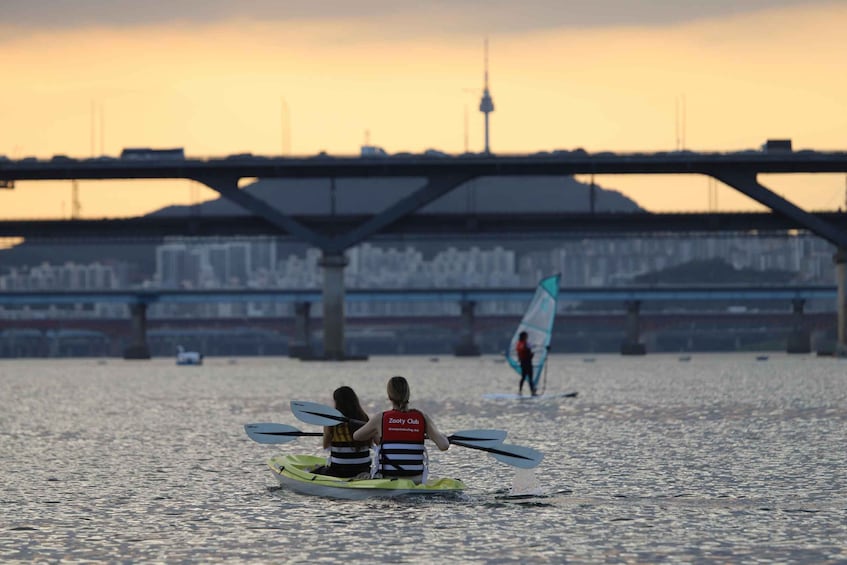 Picture 9 for Activity Seoul: Stand Up Paddle Board (SUP) & Kayak in Han River
