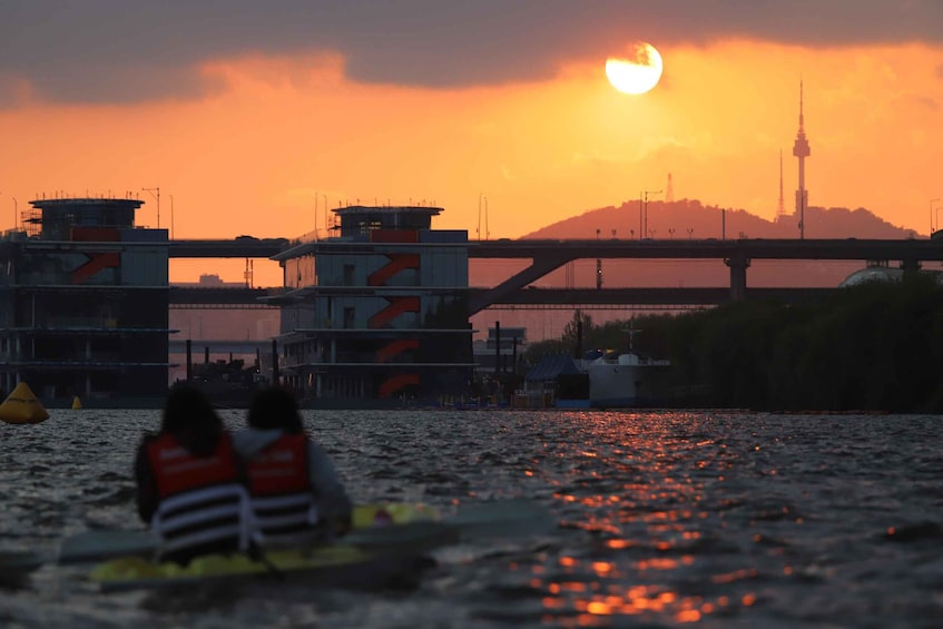 Picture 6 for Activity Seoul: Stand Up Paddle Board (SUP) & Kayak in Han River