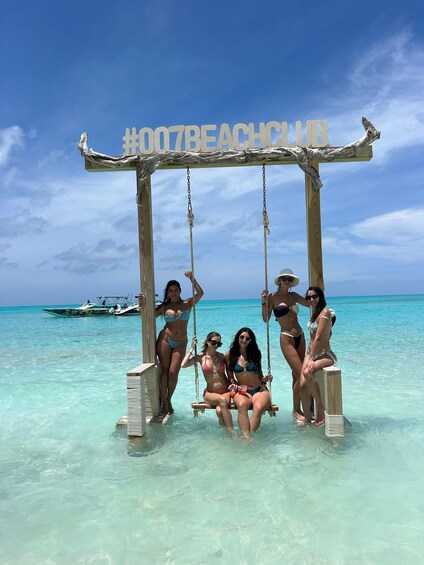 Picture 3 for Activity Nassau: Pigs, Snorkel, Turtles, Lunch, Private Beach Club