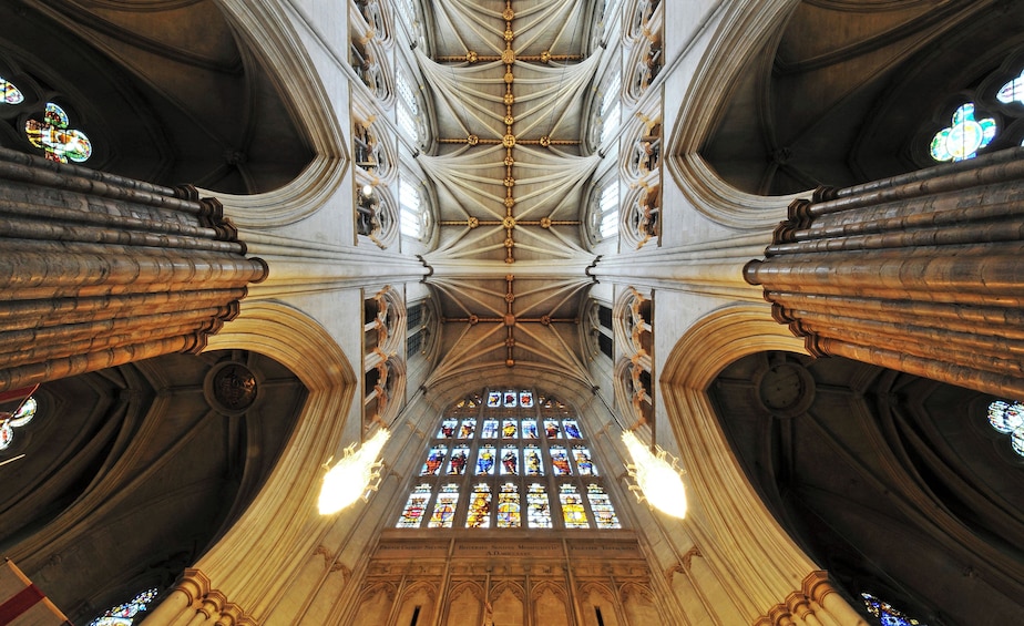 Priority Access Westminster Abbey Tour & Refreshments in Medieval Cellarium