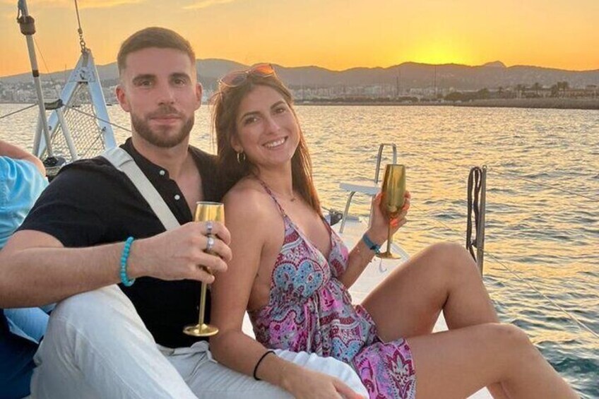 Luxury Catamaran sailing with welcome Drinks Tapas Max10-12Person