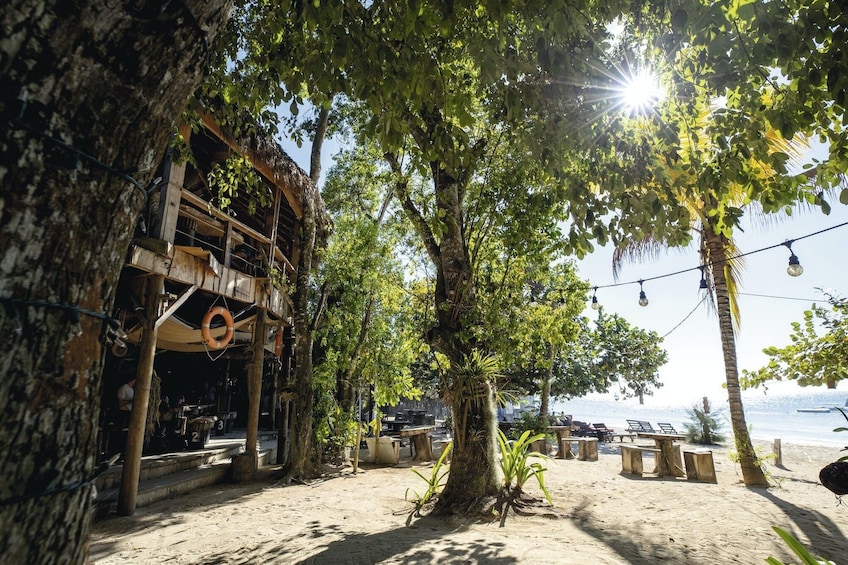 Seven Miles Beach and Rick's Café
