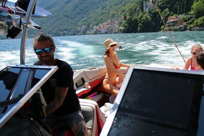 3 hours private wakeboarding boat activity and 45 min wakesurfing