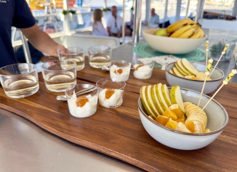 Picture 12 for Activity Explore Gran Canaria: 3h Boat Tour with Wine & Food Tasting