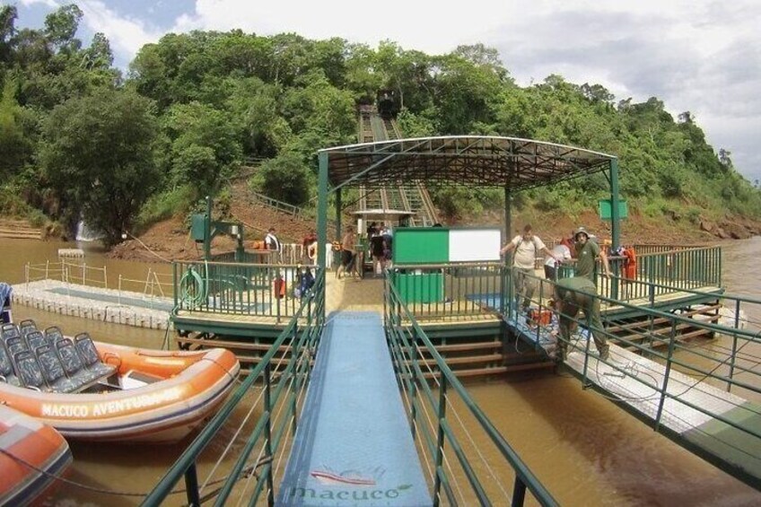 Macuco Safari by Boat
