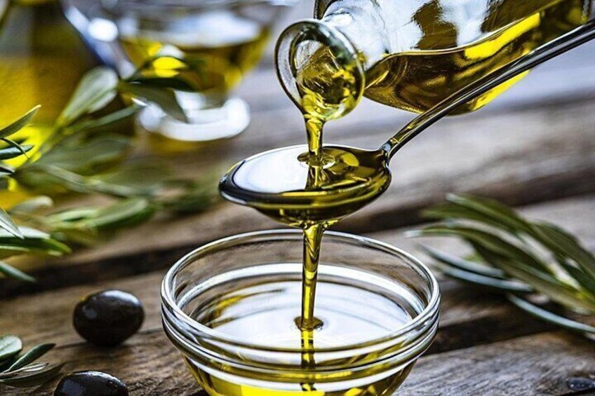 Olives & Olive Oil Tasting + Wine (3 in 1 Experience!)