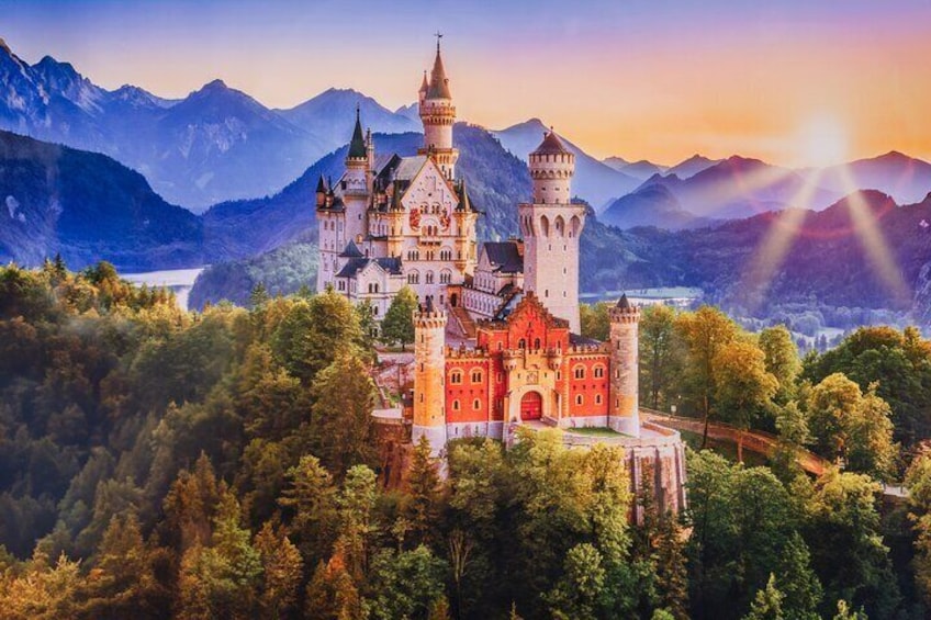 Private Day Trip from Munich to Neuschwanstein Castle