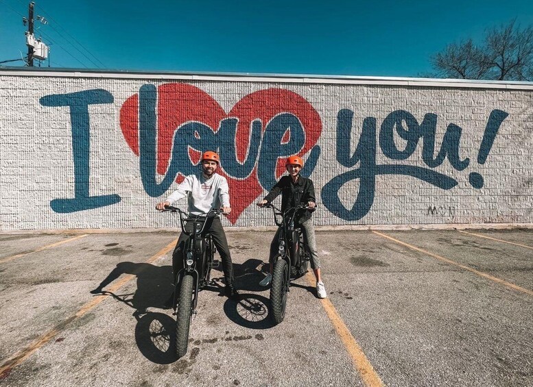 Picture 4 for Activity Dallas: Downtown E-Bike Sightseeing and History Tour