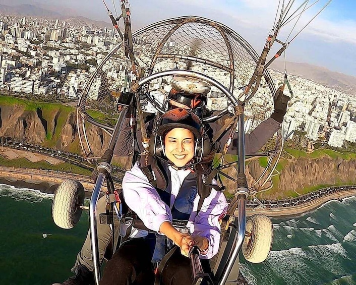 Picture 7 for Activity Lima: Paragliding Flight Over Costa Verde