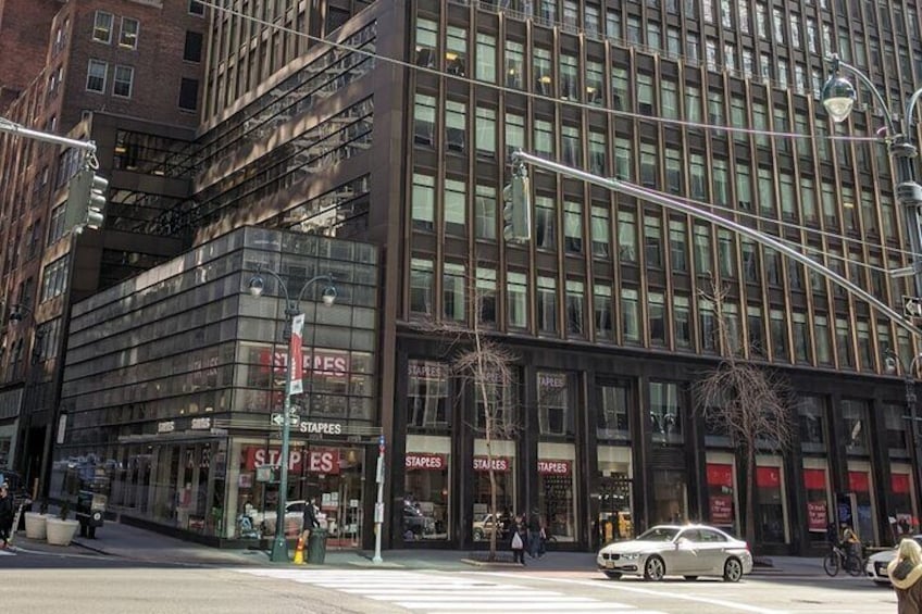 Holdouts: A NYC Architecture Walking Tour