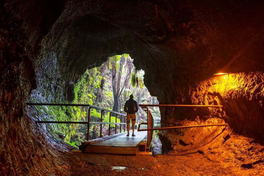 Big Island Helicopter and Volcano Adventure Sightseeing Tour