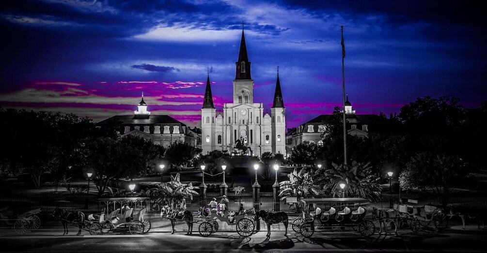 Picture 7 for Activity New Orleans: Vampires and Ghosts Combo Tour