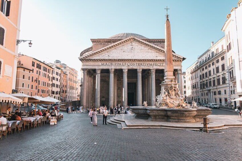 Rome: Discover Pantheon with Fast Track Access