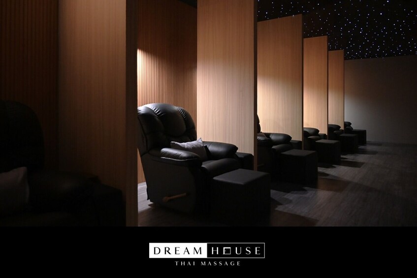 Dream House Thai Massage at Sukhumvit 20 Branch